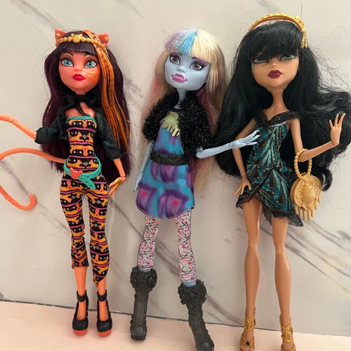 Monster High dolls used, pack of 3