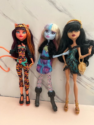 Monster High dolls used, pack of 3