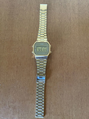 Casio χρυσό γυναικείο ρολόι μεταχειρισμένο