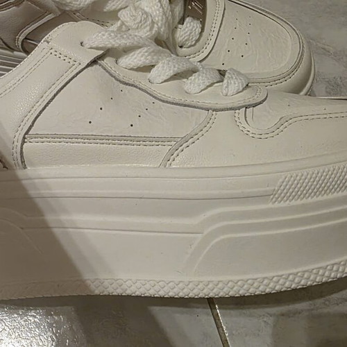 White women's athletic shoes size 38