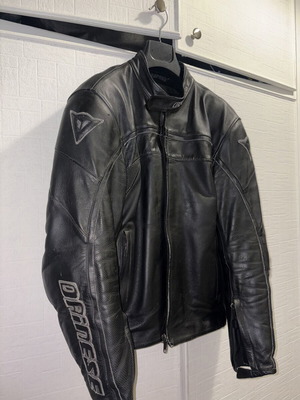 Dainese leather biker jacket used, size 50, black