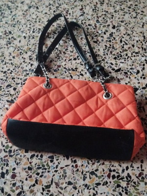 Handbag like new, black and orange