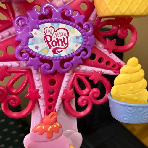 My Little Pony Ferris Wheel vintage toy like new with music and lights