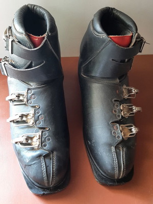 Vintage German leather ski boots used, 1960s