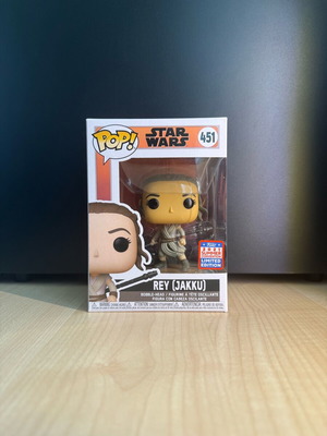 Funko Pop Star Wars Rey (Jakku) Summer Convention 2021 451 mint