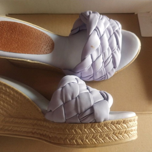Women's platform slippers like new, purple, size 36