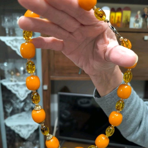 Amber necklace with silver setting like new