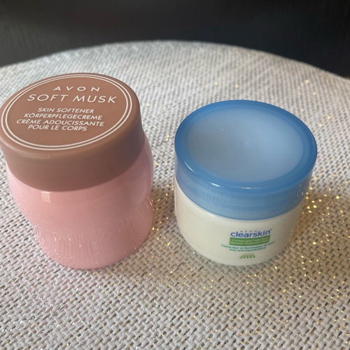 Avon face and body set new with ANEW sample gifts