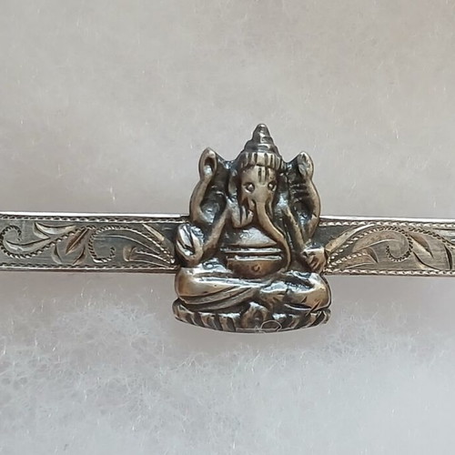 Silver tie or scarf clip, like new, collectible, Ganesa charm