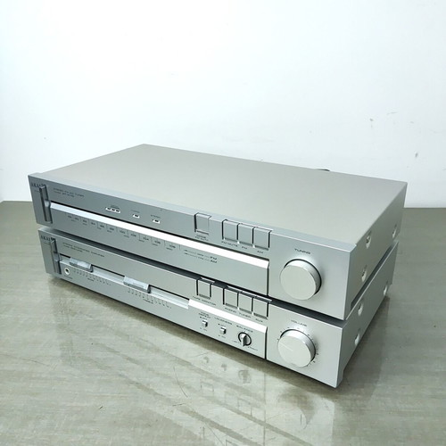 Akai AM-U110 & AT-K110 vintage Hi-Fi amplifier and radio set