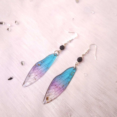 Butterfly wing earrings new, delicate, lightweight with gold flakes