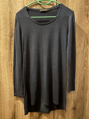 Figaro blouse like new, size M, blue