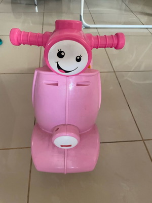 Μηχανάκι Fisher Price για κορίτσι σαν καινούργιο