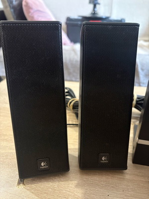 Logitech X-240 ηχεία υπολογιστή μεταχειρισμένα, σετ με subwoofer και χειριστήριο