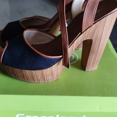 Graceland high-heeled platform sandals, blue and brown