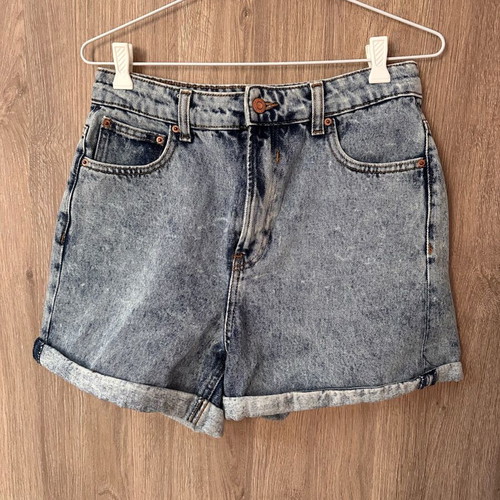 Denim shorts pack of 2 used, Zara pearl detail and Bershka medium size