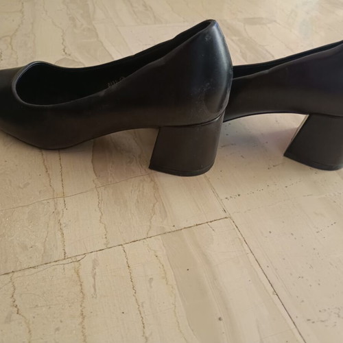 CMP black low heels size 39 like new