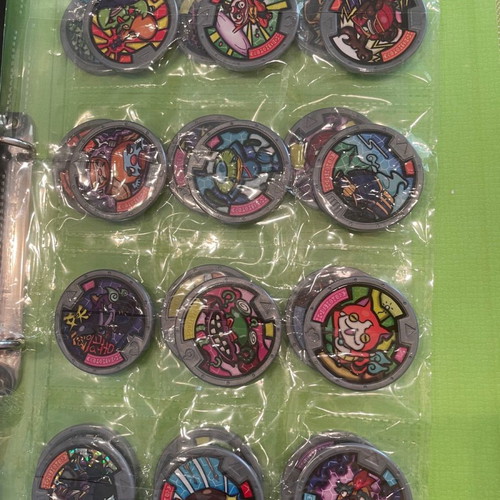 Yo Kai Watch used with 47 medals, watch set