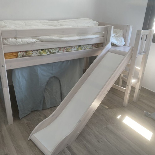 Flexa bed with slide like new, convertible to bunk bed