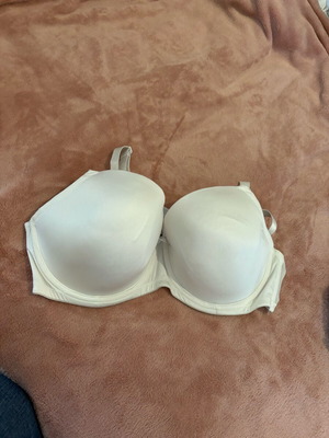White underwire bra new