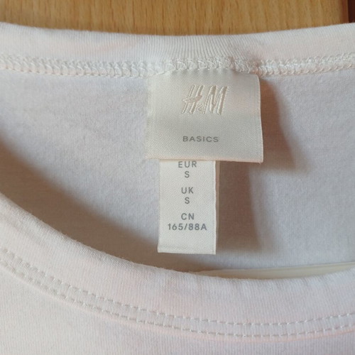 H&M women's t-shirts pack of 4 like new, size S