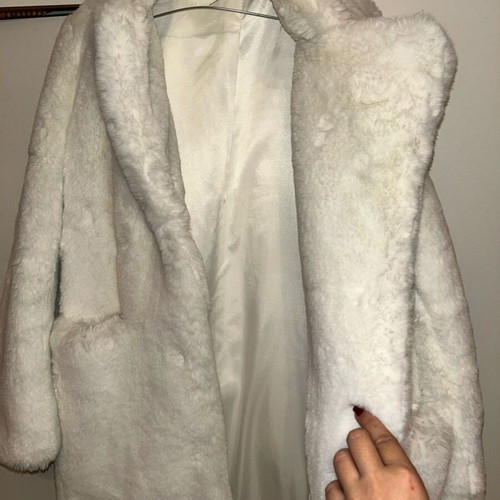 Thick synthetic fur coat like new, one size, white
