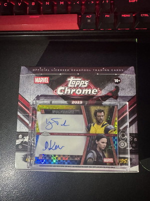 Topps Chrome Deadpool Hugh Jackman Dafne Keen Dual Refractor Auto 2025 like new