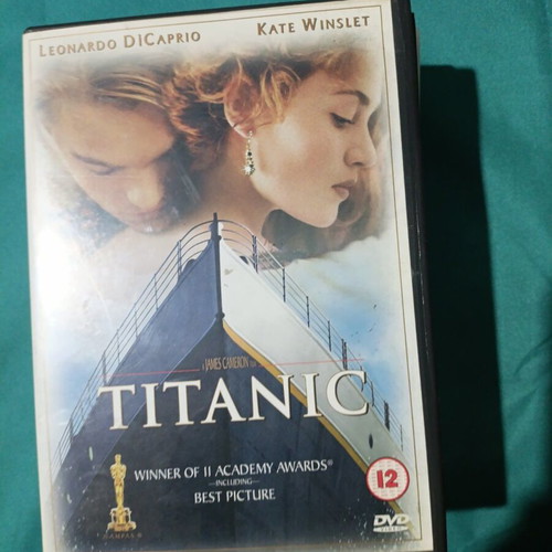 Titanic DVD like new