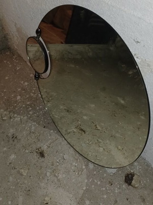Καθρέφτης με ενσωματωμένο μικρό μεγεθυντικό καθρέφτη σαν καινούργιος