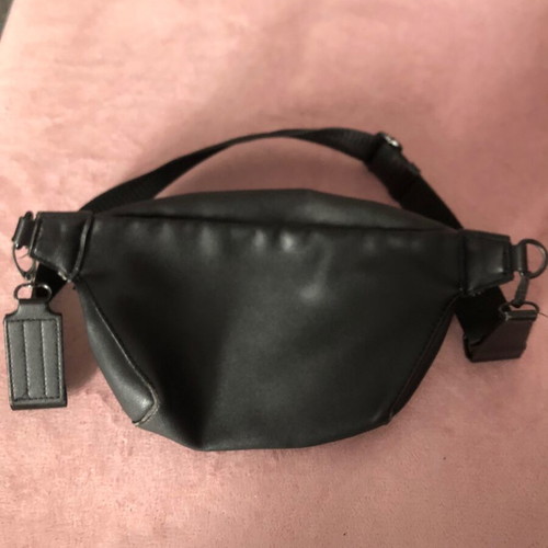 Waist bag used, black, 2 external and 1 internal pocket