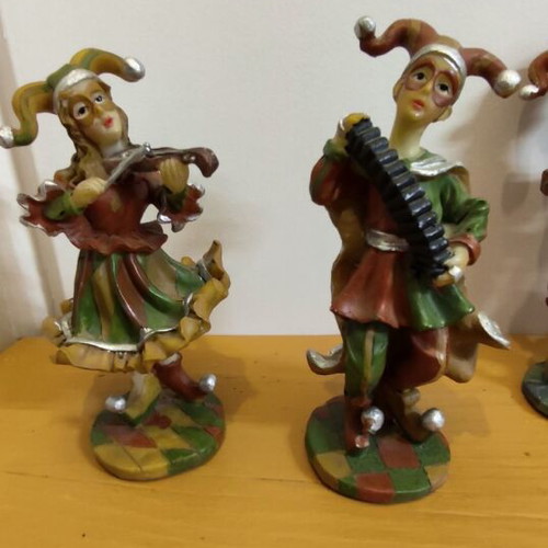 Musical figures handmade rare set of 4 polyresin like new