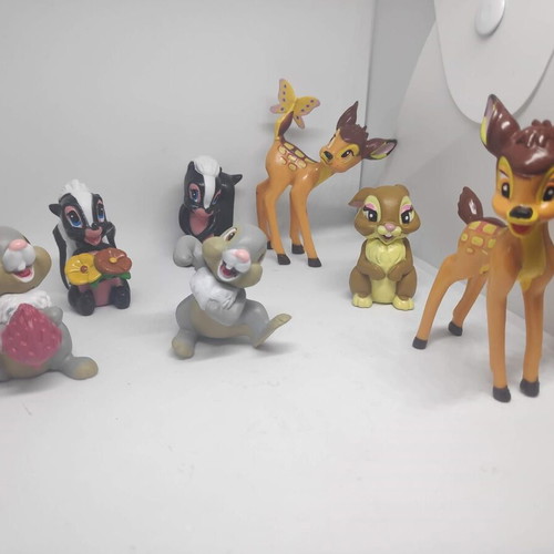 Bambi Disney figure set like new, 7 pieces