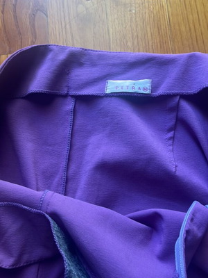 Women's Capri pants like new, purple, size S/M