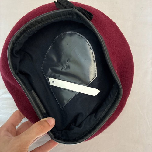 Military beret burgundy like new