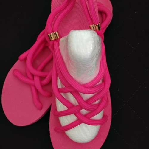Fuchsia Sandals like new, summer style, size 40