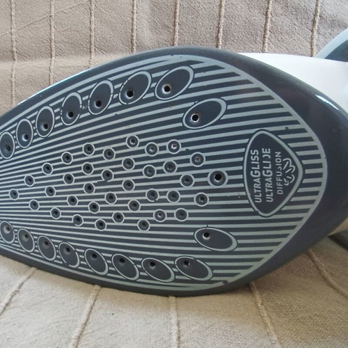 Tefal Ultragliss 4780 steam iron with defect, used