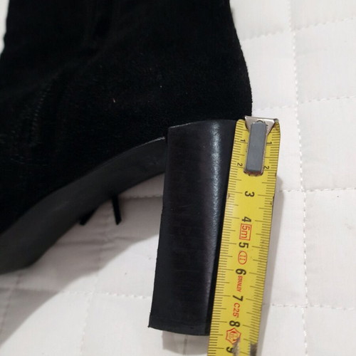Karen Millen London black suede leather tassel ankle boots like new, size 38