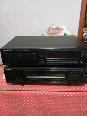 Cd player and cassette deck used, functional set