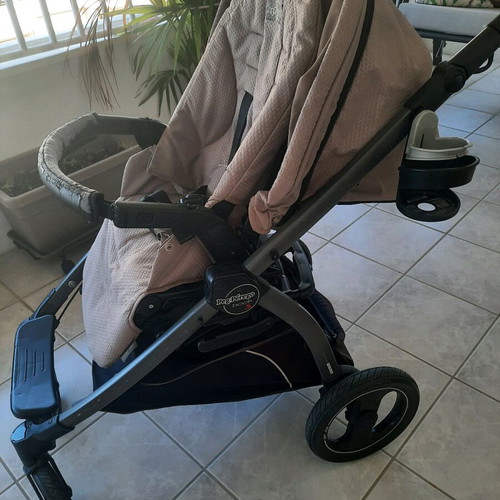 Peg Perego Book S stroller used with reversible seat