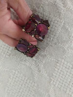 Bracelet like new with multicolored stones and clasp