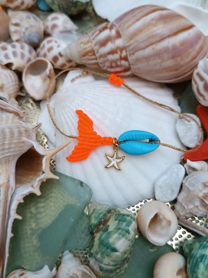 Bracelet with shell and mermaid tail in fluoro orange