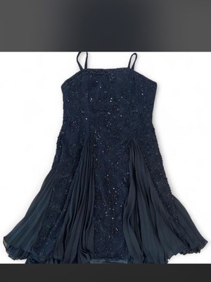Vintage Y2K dress, zipper may need repair