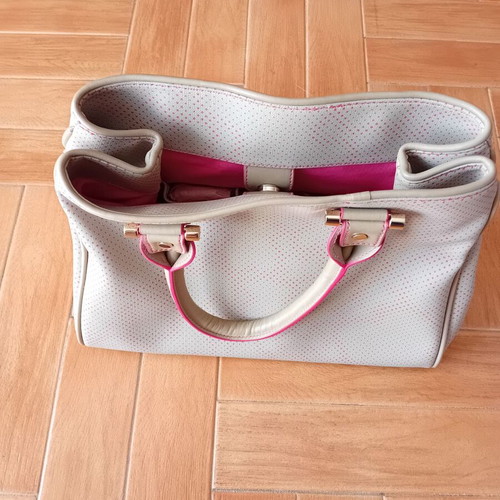 Tous women's handbag like new, ecru color with case