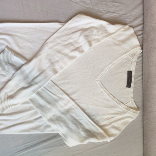 Zara white knitted sweater with classic V-neck, like new, XL