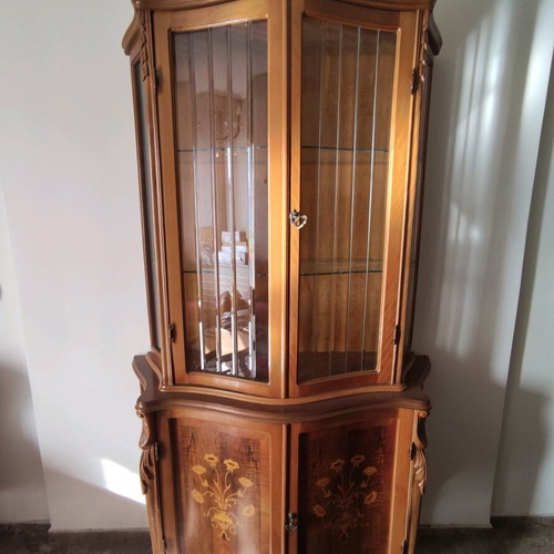 Vintage living room showcase like new, 2 parts with glass and wooden doors