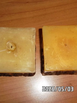 Square scented decorative candles new, set of 2 pieces