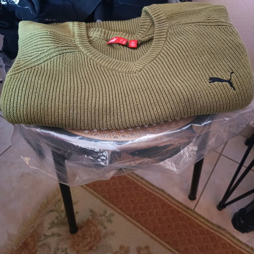 Puma knitted pullover size L like new, khaki