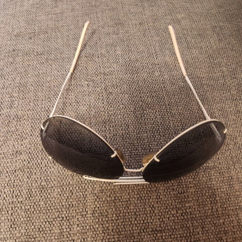 Dolce & Gabbana DG 2075 Aviator sunglasses like new, white