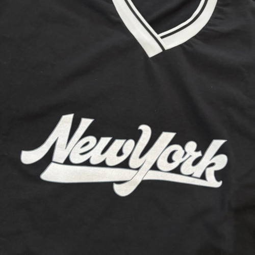 T-shirt unisex like new, black and white, size M