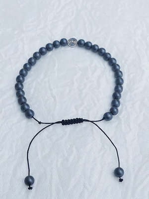 Hematite men's macrame bracelet with silver metal element, like new